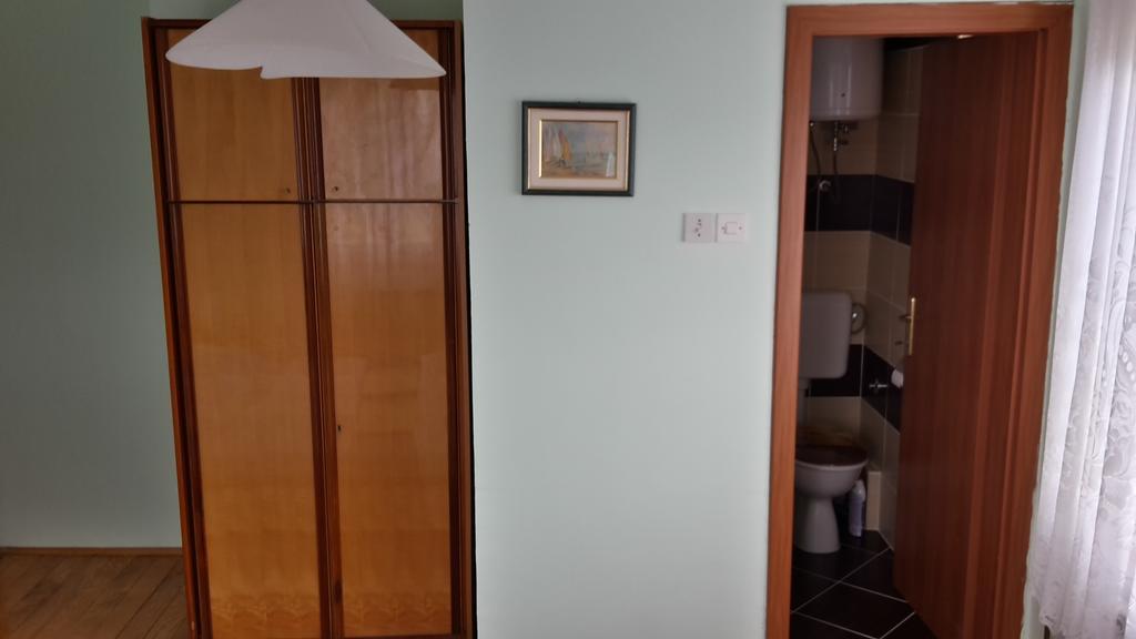 House Petkovic Hotel Korenica Buitenkant foto