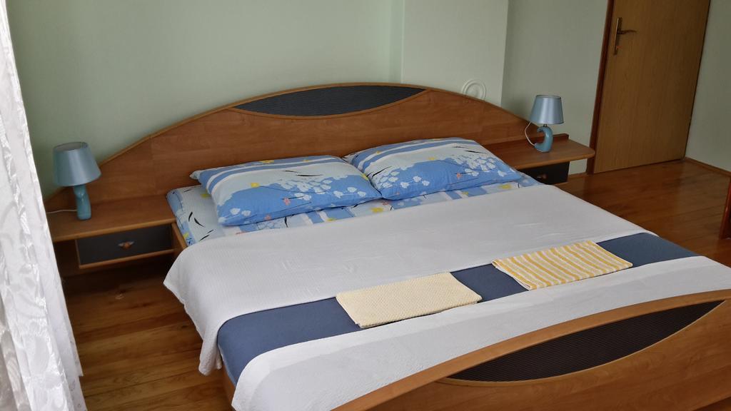 House Petkovic Hotel Korenica Buitenkant foto
