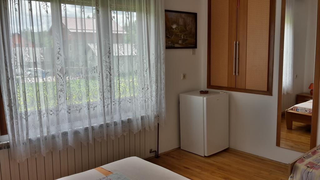 House Petkovic Hotel Korenica Buitenkant foto